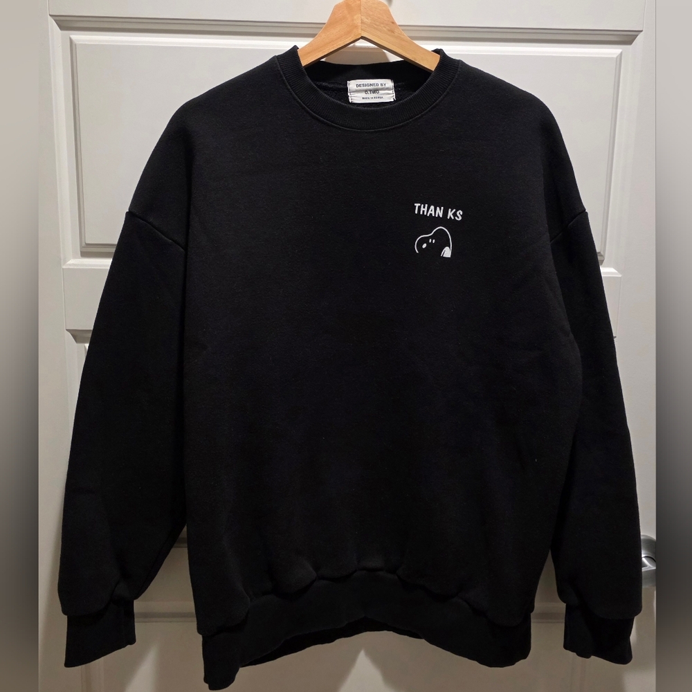 Casual Black Crewneck Sweater